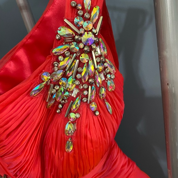 Fabu Luxe Couture Gorgeous Prom Dress! Open back dress! - Picture 3 of 10